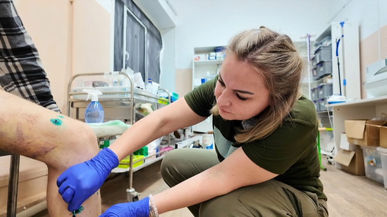 Фронтовая медицина в зоне СВО имеет женское лицо прекрасных югорчанок Фронтовая медицина в зоне СВО имеет женское лицо прекрасных югорчанок