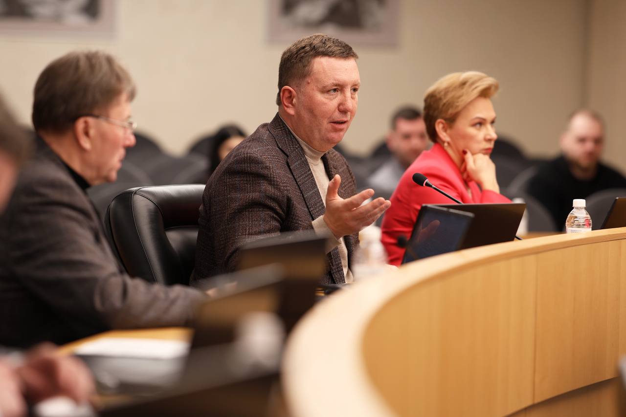 Не рой другому яму, сам в неё попадёшь Не рой другому яму, сам в неё попадёшь