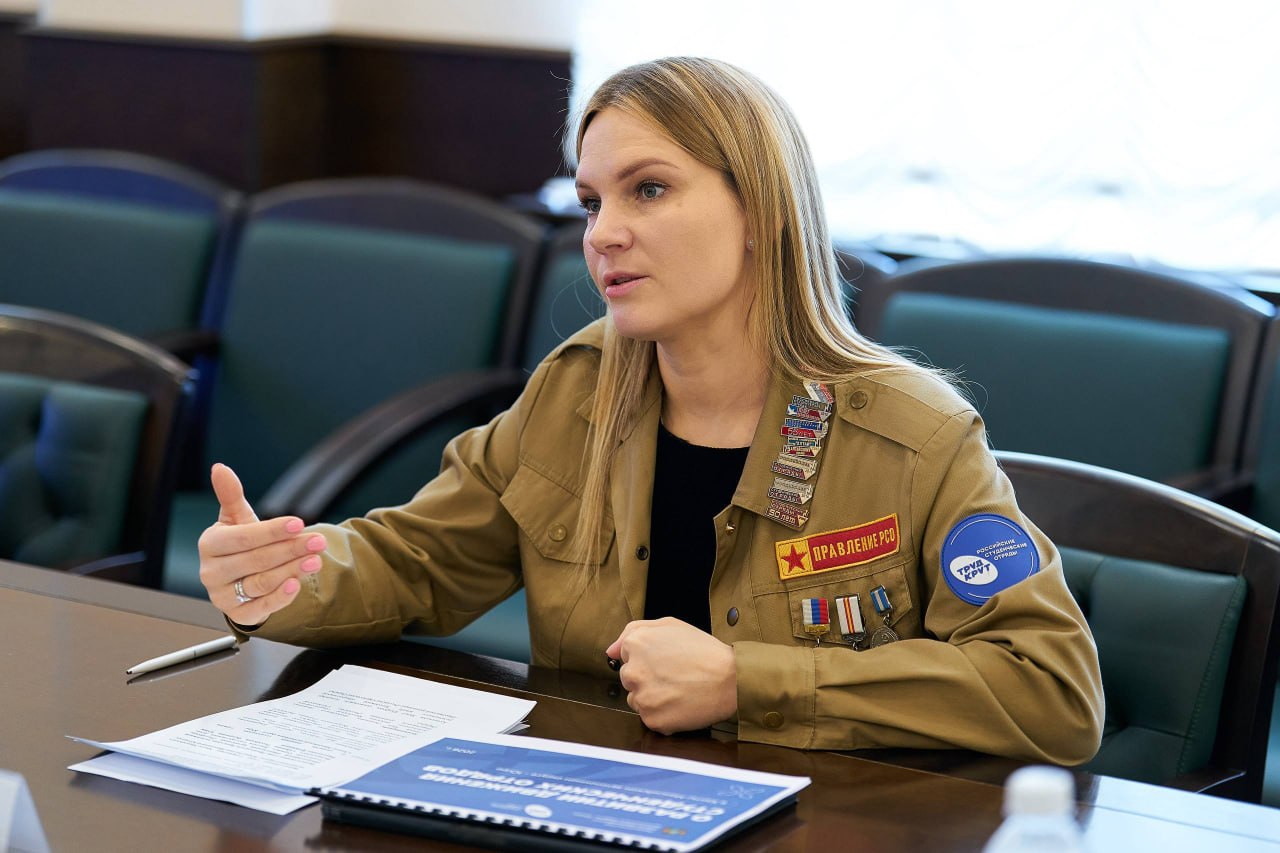 Студотрядовцы со всей страны будут работать в больницах городов и поселков Югры Студотрядовцы со всей страны будут работать в больницах городов и поселков Югры