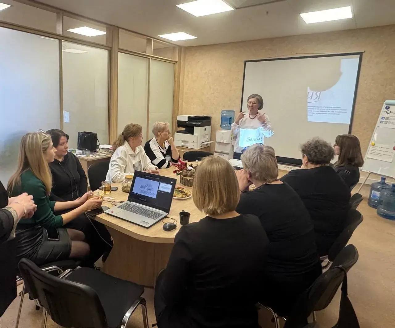 Сургутянка запустила проект по оказанию психологической помощи женщинам из семей участников СВО Сургутянка запустила проект по оказанию психологической помощи женщинам из семей участников СВО