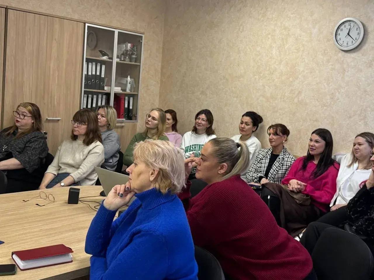 Сургутянка запустила проект по оказанию психологической помощи женщинам из семей участников СВО Сургутянка запустила проект по оказанию психологической помощи женщинам из семей участников СВО