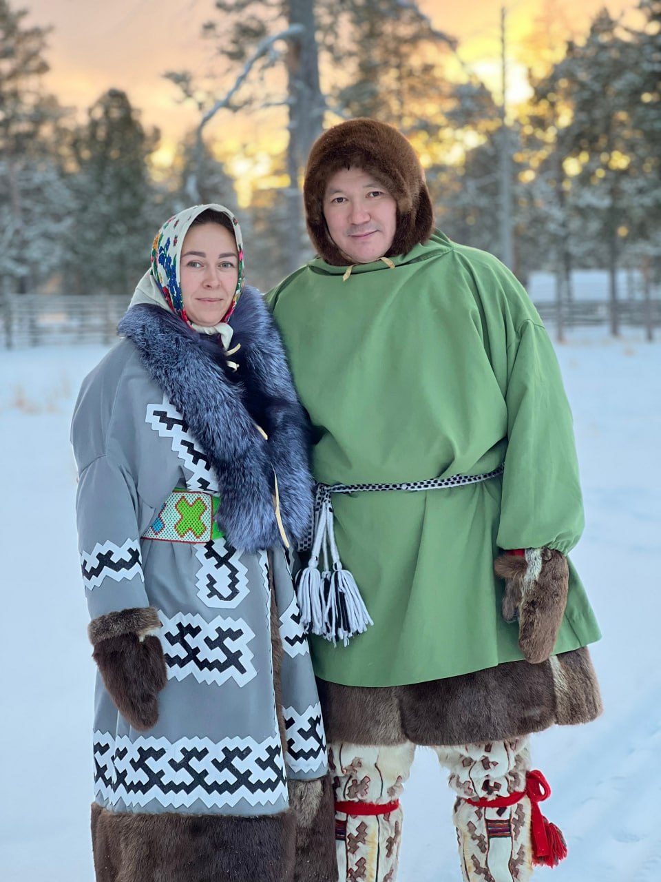 Туристы со всей России посещают стойбище Сопочиных в Югре Туристы со всей России посещают стойбище Сопочиных в Югре