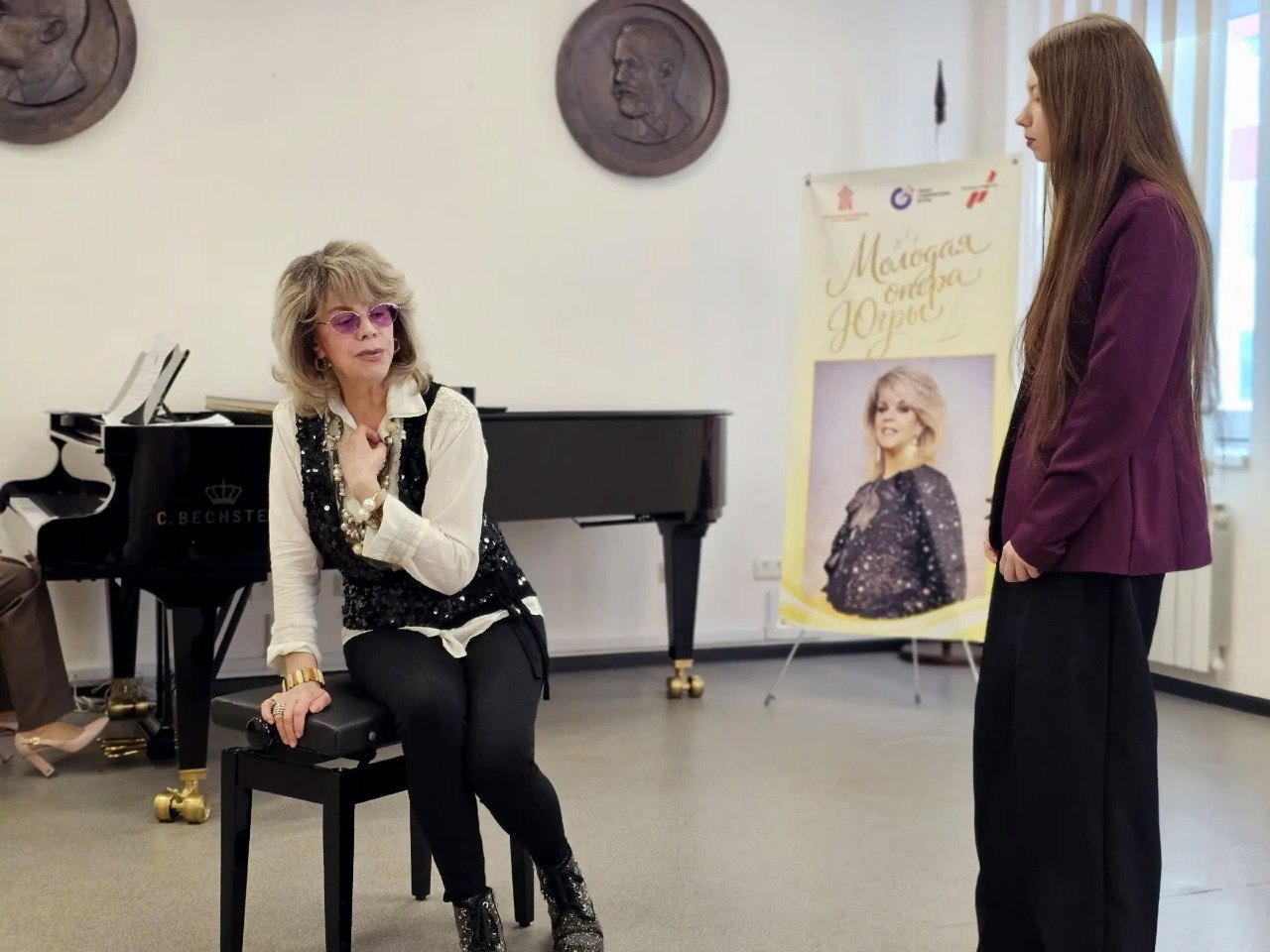 Легенда русской оперы дала уроки вокала студентам из Сургута Легенда русской оперы дала уроки вокала студентам из Сургута