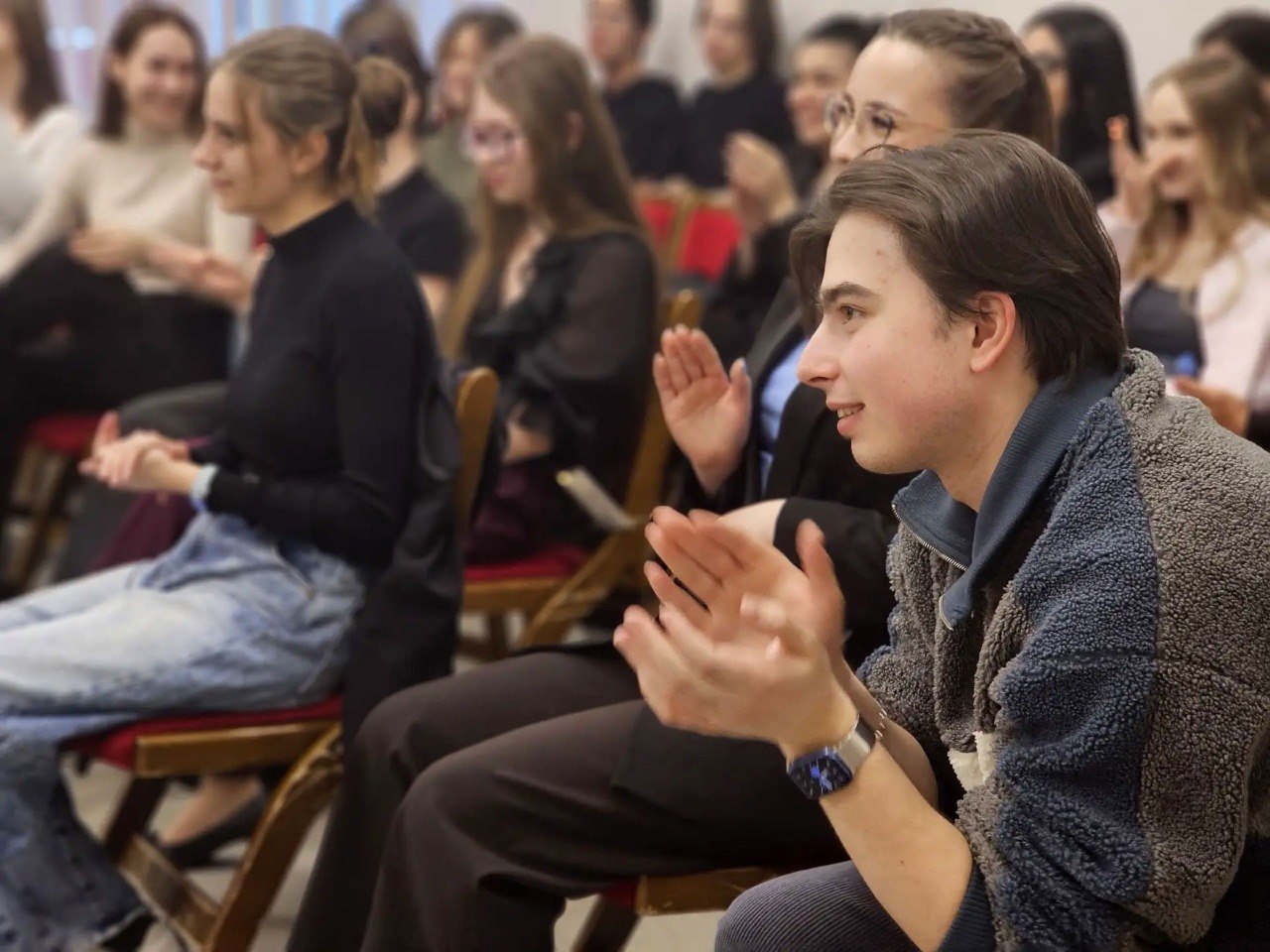 Легенда русской оперы дала уроки вокала студентам из Сургута Легенда русской оперы дала уроки вокала студентам из Сургута