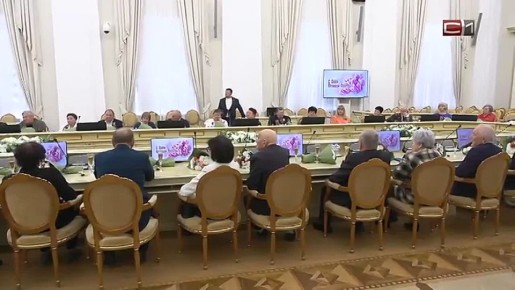 Александр Моор встретился с участниками ветеранского движения Тюменской области