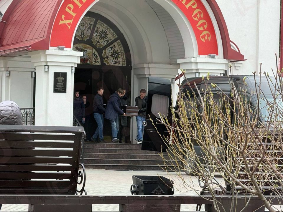 В Сургуте состоялось прощание с 10-летним Матвеем Пахирко, погибшим в ДТП В Сургуте состоялось прощание с 10-летним Матвеем Пахирко, погибшим в ДТП