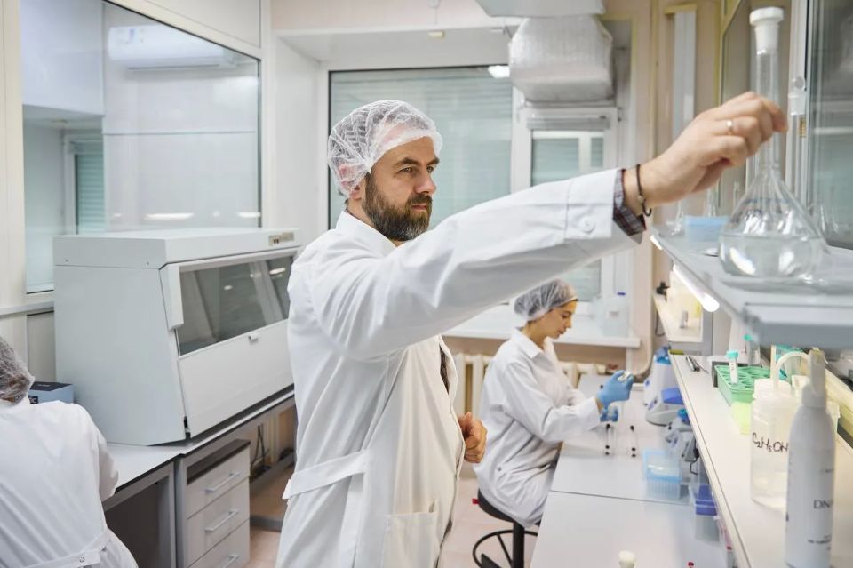 Сургутские ученые расшифровывают гены коренных народов Севера Сургутские ученые расшифровывают гены коренных народов Севера