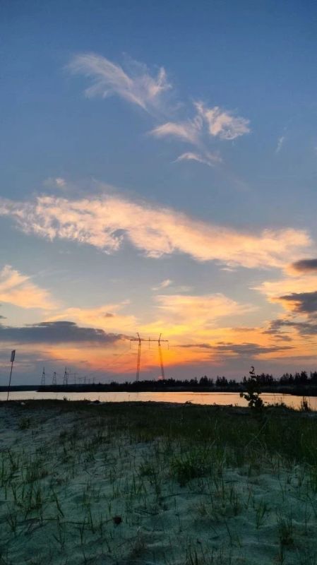 Какой же он красивый, летний Сургут, правда? Какой же он красивый, летний Сургут, правда?