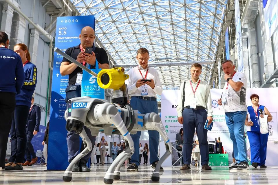 Сургутян приглашают принять участие во Всероссийской неделе охраны труда 2026 Сургутян приглашают принять участие во Всероссийской неделе охраны труда 2026