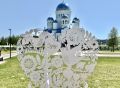 В Сургуте лавочки-фотозоны с русскими традиционными мотивами обрели новые локации