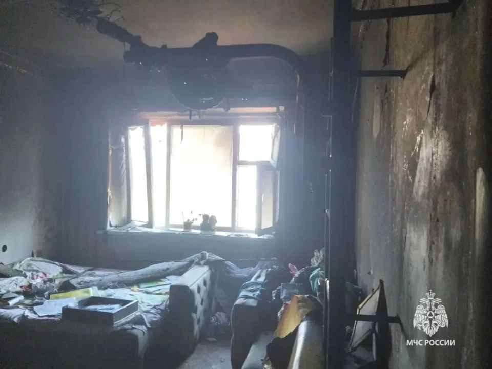 В Сургуте из-за неисправного телевизора загорелась квартира В Сургуте из-за неисправного телевизора загорелась квартира