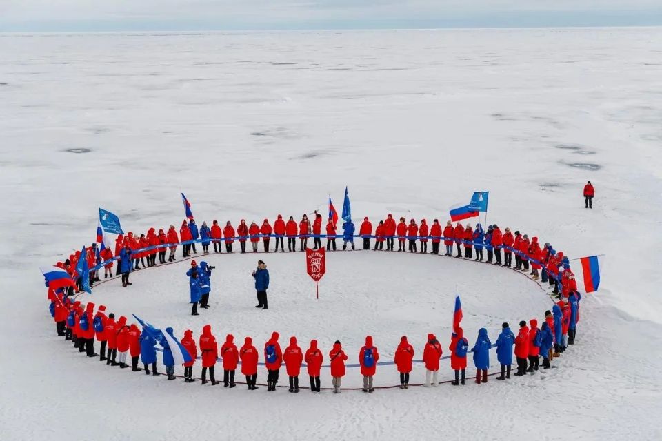 Сургутская школьница вышла в финал Международного научно-просветительского конкурса «Ледокол знаний» Сургутская школьница вышла в финал Международного научно-просветительского конкурса «Ледокол знаний»
