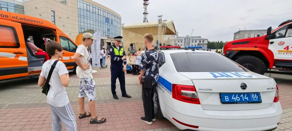 Госавтоинспекция на медицинском форуме «Победившие болезнь»: важность безопасности и первой помощи Госавтоинспекция на медицинском форуме «Победившие болезнь»: важность безопасности и первой помощи