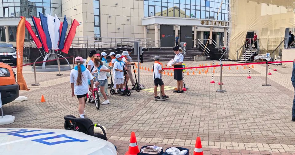 Госавтоинспекция на медицинском форуме «Победившие болезнь»: важность безопасности и первой помощи Госавтоинспекция на медицинском форуме «Победившие болезнь»: важность безопасности и первой помощи