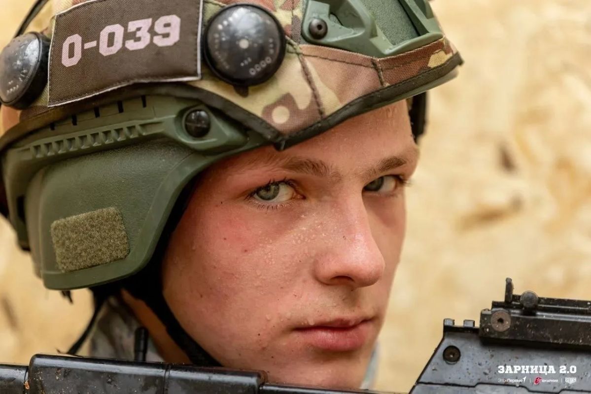 Югорчане одержали победу на этапе «Зарницы 2.0» по УрФО Югорчане одержали победу на этапе «Зарницы 2.0» по УрФО