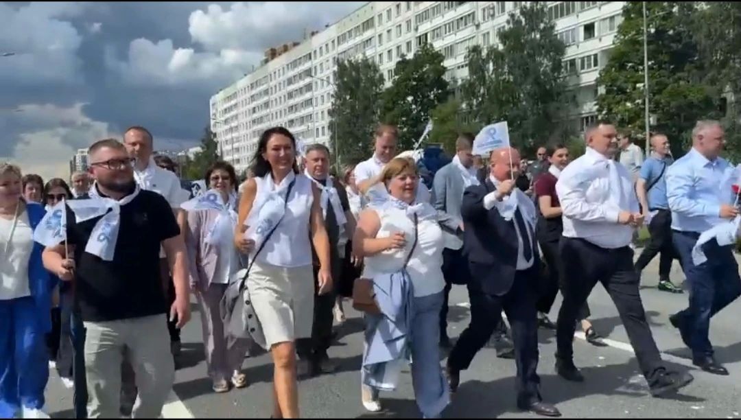 Сургут поздравил Калининский район Санкт-Петербурга с 90-летием! Сургут поздравил Калининский район Санкт-Петербурга с 90-летием!