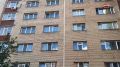 Шестилетний мальчик выпал из окна второго этажа в Югре