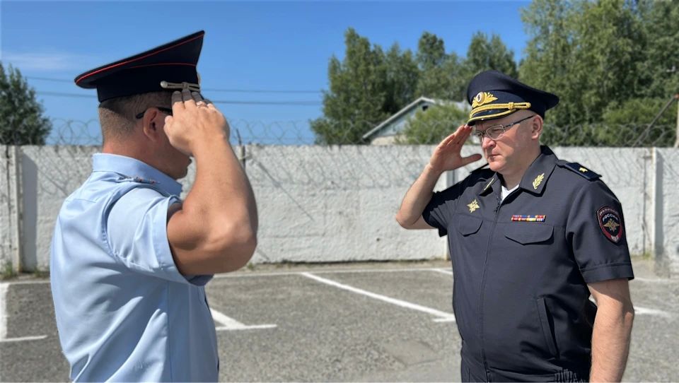 Начальник УМВД России по ХМАО – Югре совершил рабочую поездку по Югре Начальник УМВД России по ХМАО – Югре совершил рабочую поездку по Югре