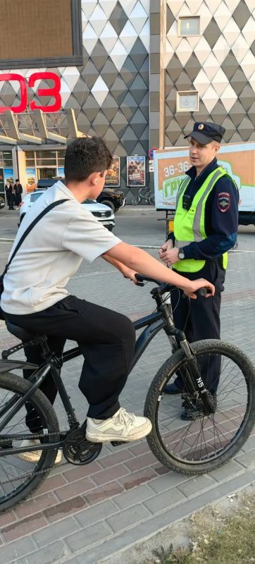 В Югре проходят профилактические мероприятия совместно с кикшеринговыми компаниями В Югре проходят профилактические мероприятия совместно с кикшеринговыми компаниями