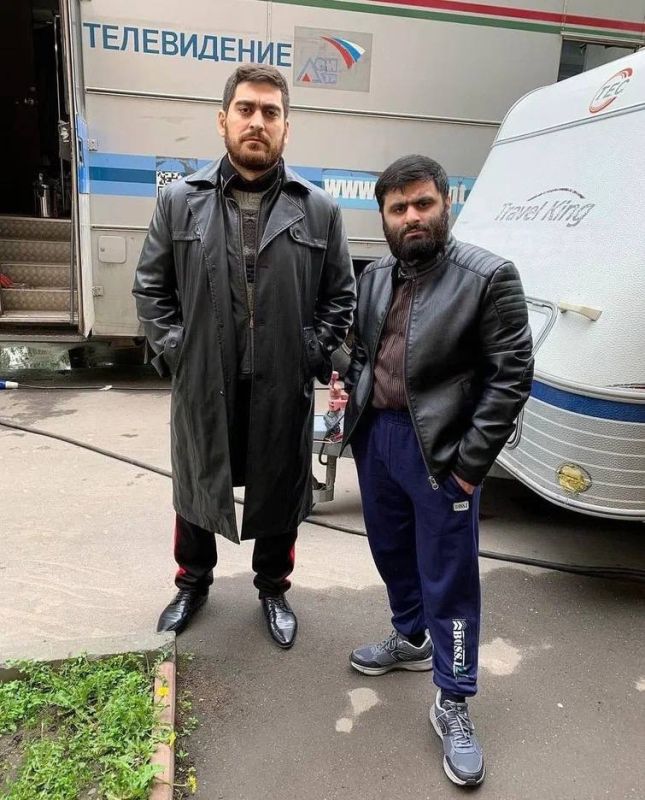 Сургутянин Рухин Магеррамов снялся сразу в двух сериалах на ТНТ Сургутянин Рухин Магеррамов снялся сразу в двух сериалах на ТНТ