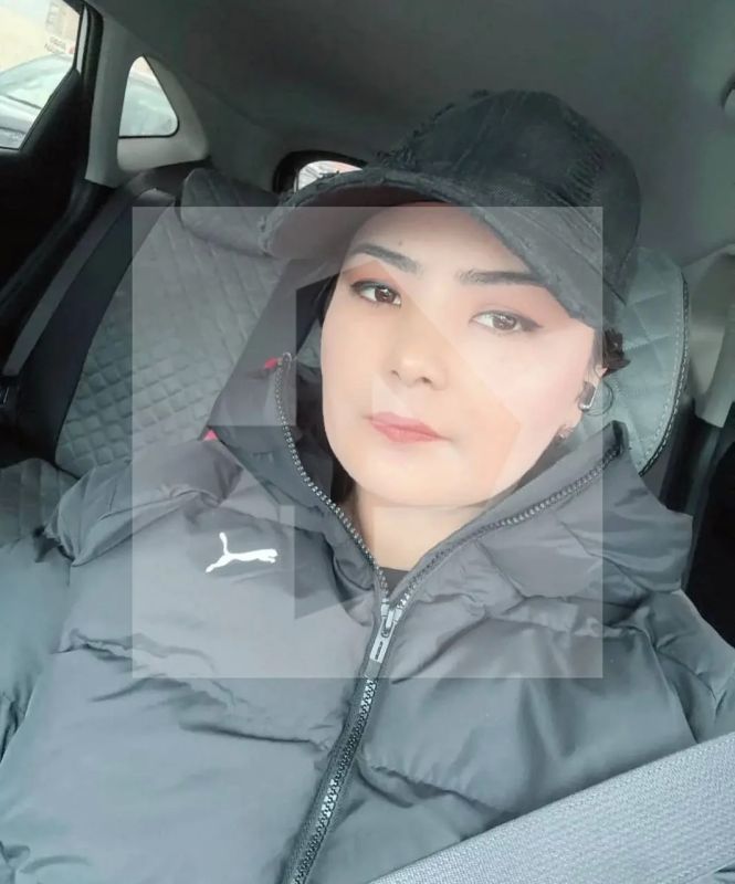 "10 лет меня мучает лилипут из Сургута, который работает в детском саду": женщина заявила о многолетнем преследовании и шантаже сожителя "10 лет меня мучает лилипут из Сургута, который работает в детском саду": женщина заявила о многолетнем преследовании и шантаже сожителя