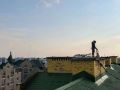 В ХМАО спасатели проникли в квартиру через окно и помогли женщине с деменцией