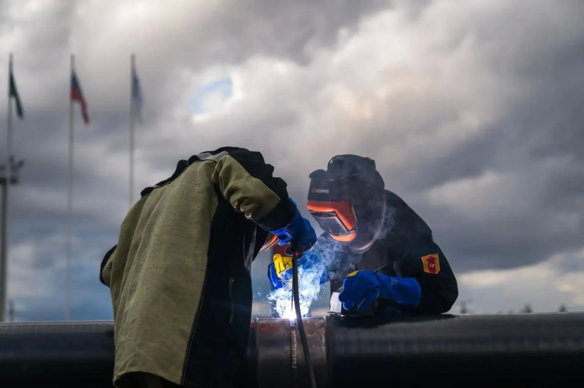 Алексей Миллер и Руслан Кухарук обсудили развитие газоснабжения и газификации Югры Алексей Миллер и Руслан Кухарук обсудили развитие газоснабжения и газификации Югры