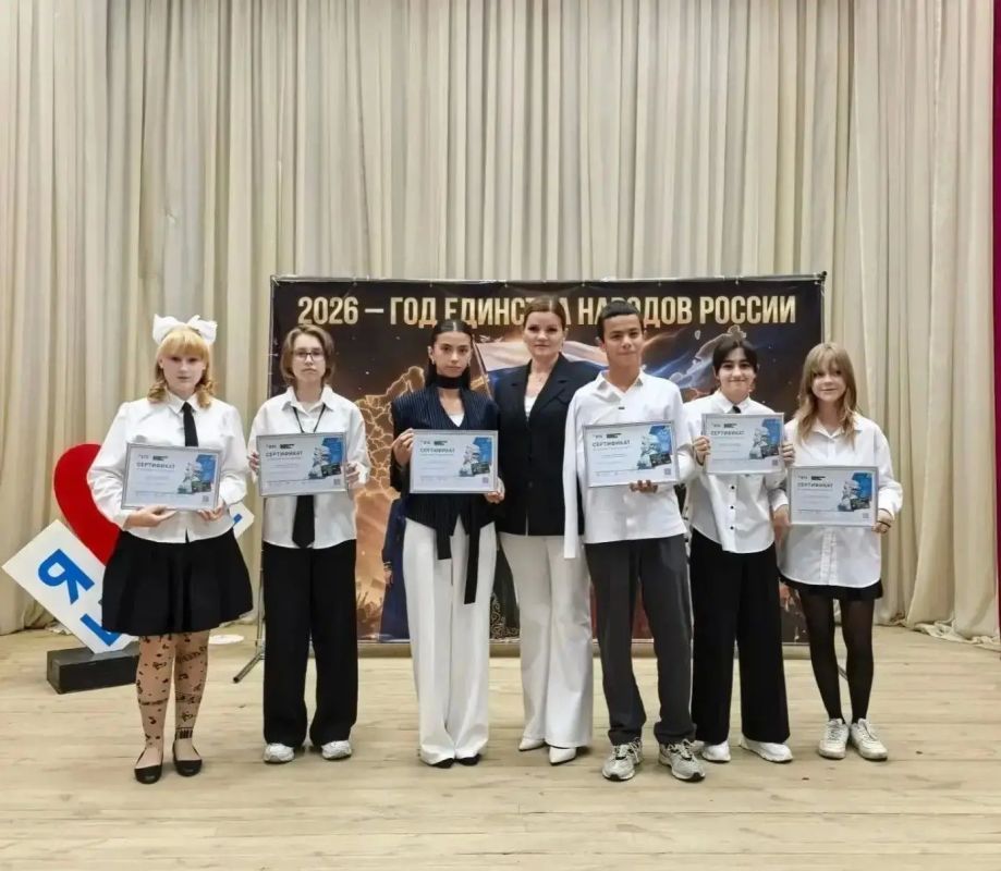 В сургутских школах прошла акция «Пять лет с Пушкинской картой» В сургутских школах прошла акция «Пять лет с Пушкинской картой»