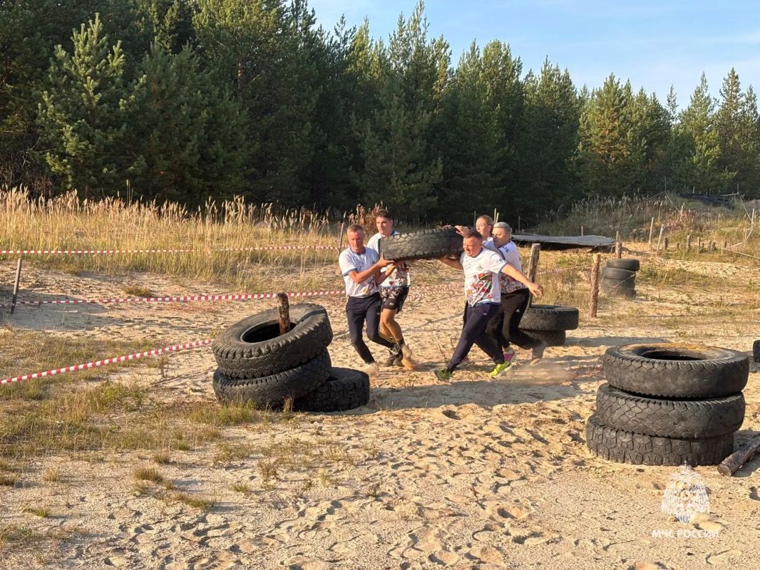 Команда огнеборцев Югры достойно выступила на турнире «Время сильных» Команда огнеборцев Югры достойно выступила на турнире «Время сильных»
