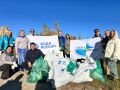 Депутаты, аппарат Думы и Контрольно-счетная палата приняли сегодня участие в субботнике по очистке прибрежной зоны реки Обь вдоль Югорского тракта