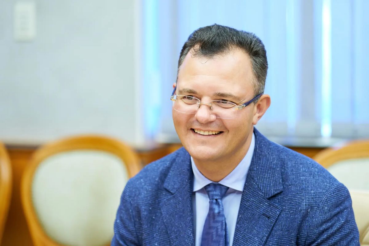 Начальник Уральского таможенного управления и губернатор Югры обсудили развитие внешнеэкономических связей в регионе Начальник Уральского таможенного управления и губернатор Югры обсудили развитие внешнеэкономических связей в регионе