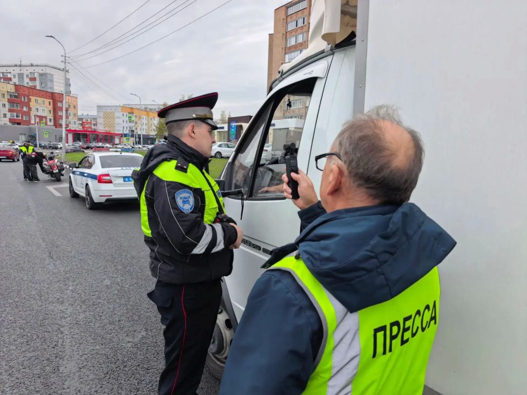 В СУРГУТЕ ПРОШЛО МАССОВОЕ ПРОФИЛАКТИЧЕСКОЕ МЕРОПРИЯТИЕ "ПЕШЕХОД" В СУРГУТЕ ПРОШЛО МАССОВОЕ ПРОФИЛАКТИЧЕСКОЕ МЕРОПРИЯТИЕ "ПЕШЕХОД"