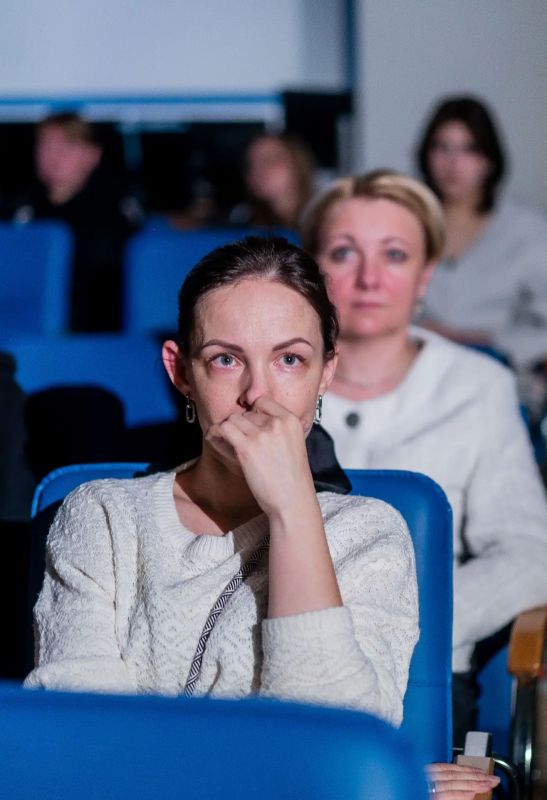 Более 2 500 сургутян стали зрителями фестиваля «Кино на службе Отечеству» Более 2 500 сургутян стали зрителями фестиваля «Кино на службе Отечеству»
